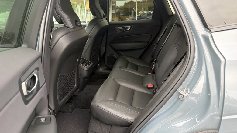 Volvo Xc60 2.0 B4P Plus Dark 5dr Geartronic Petrol Estate